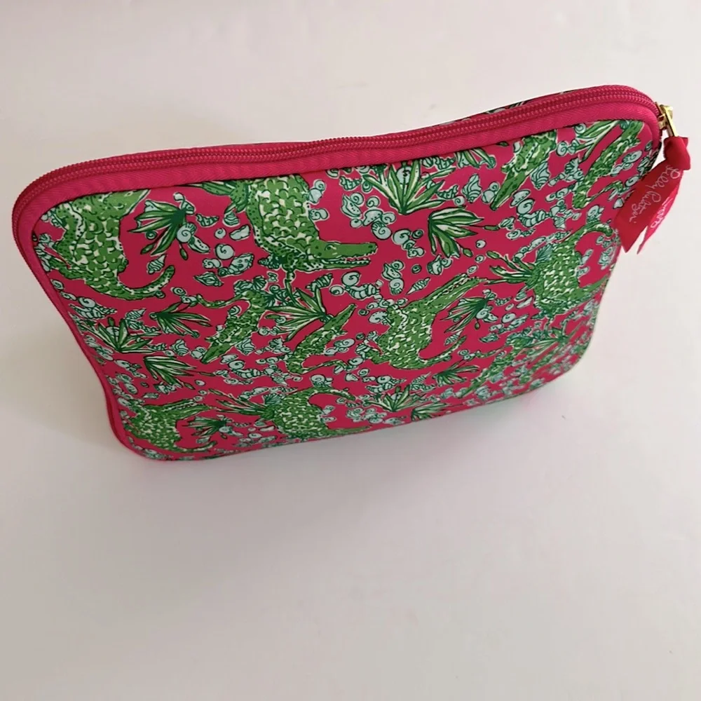 Lilly Pulitzer || Pink & Green Tablet Case.